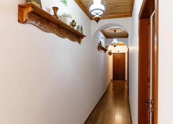 4 Boutique Hotel