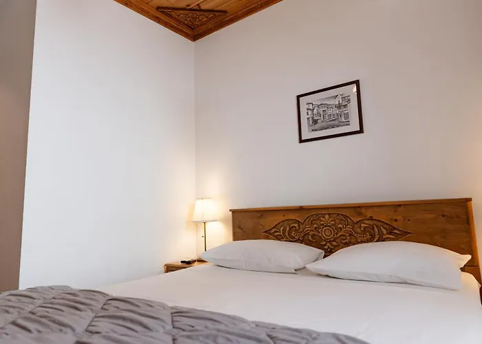 Hotel 4 Boutique 3*