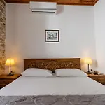 4 Boutique 3* Gjirokastër
