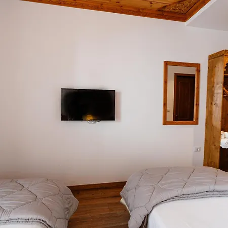 4 Boutique 3* Gjirokastër