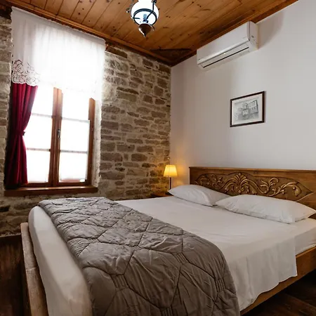 4 Boutique Hotel Gjirokastër