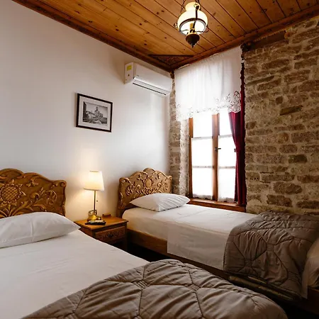 4 Boutique Szálloda 3*