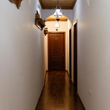 Hotel 4 Boutique 3*
