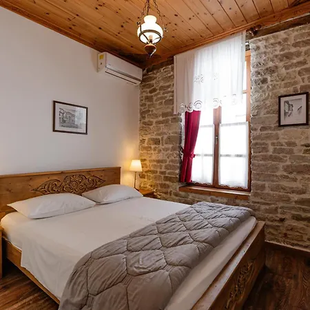 4 Boutique Ξενοδοχείο Αργυρόκαστρο