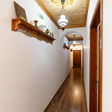4 Boutique Hotel
