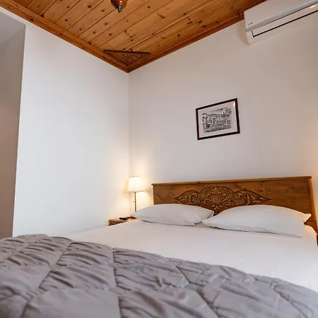 Hotel 4 Boutique 3*